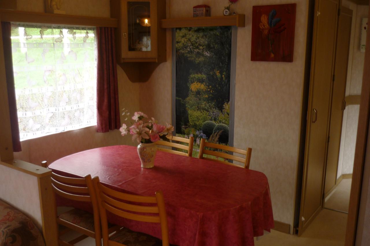 Mobile Home Le Clos De See Cherence-le-Roussel Экстерьер фото